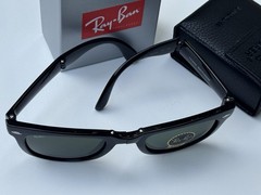 NEW Ray-Ban RB4105 Folding WAYFARER 601 Black Frame G-15 Green Lenses 50mm