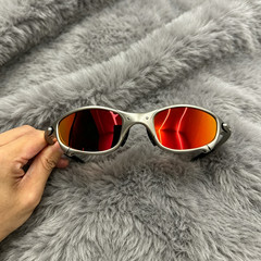 Vintage Oakley Juliet X-Metal Polarized Sunglasses Red Lens Silver Frames