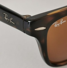 Italy RAY-BAN Mock Tortoise WAYFARER SUNGLASSES folding RB4105 710 54mm