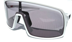 NEW Oakley SUTRO Matte White PHOTOCHROMIC Clear Lens Sunglass 9406-99