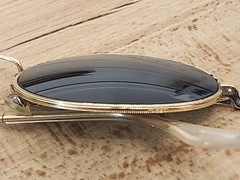 Authentic Vintage 80’s Ray-Ban Bausch & Lomb W0976 Gold Oval Metal Sunglasses