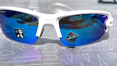 Oakley FLAK XXS YOUTH Matte White PRIZM Sapphire Blue Lens Sunglass OJ9008-07