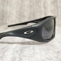 OAKLEY UNUSED OO9528-01 SUNGLASSES NEOFORMA