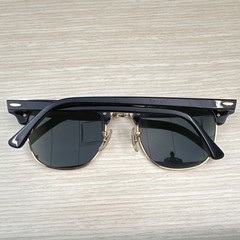 Ray-Ban RB3016 Clubmaster W0365 Black/Gold Green Tinted Glass 49-21 140