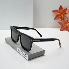 Tom Ford TF906 Square Sunglasses Black Frame Grey Lens 56-17-145 Men