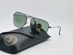 Ray-Ban Caravan RB3136 58mm Metal Sunglasses – Black Frame / Green G-15 Lens