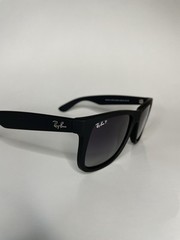 Ray-Ban RB4165 622/T3 54-16 Justin Grey Gradient Polarized Lens Sunglasses