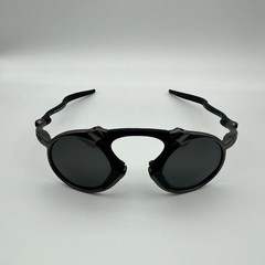 Oakley X-metla Madman Polarized Sunglasses Gunmetal Gray Frame Black Lenses