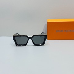 Louis Vuitton Z1165W Sunglasses Black Frame Gray Lens Gold Detail New Box