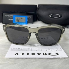 Oakley Holbrook Sunglasses Grey Smoke Frame Polarized Black Lens UV400 New