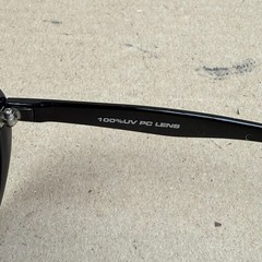 Style Eyes polycarbonate Model 050 Sunglasses – 100% UV Pc-Minor Scratches.