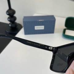 Gucci Men’s Square Sunglasses Logo Black Plastic Frame Gray Tinted Lenses