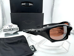 OAKLEY PIT BOSS POLISHED BLACK GUNMETAL VR28 IRIDIUM POLARIZED SUNGLASSES 03-304