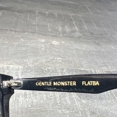 Gentle Monster Her 01 Square Sunglasses Black Oversized 65-15-147 READ