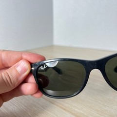 Ray-Ban RB2132 New Wayfarer Sunglasses Polarized Lenses 901/58 55-18 Black READ