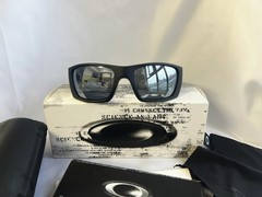 New Oakley Sunglasses Fuel Cell OO9096-J560 Black Frame Silver Lens