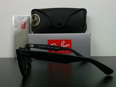 Ray-Ban RB2140 Wayfarer Classic Sunglasses Matte Black G-15 50mm Never Worn