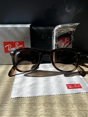 Ray-Ban RB4105 Folding WAYFARER 710/51 Tortoise Brown Lenses 50mm