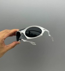 Gafas de sol polarizadas Oakley Plantaris OO9437 de colección monturas blancas Y