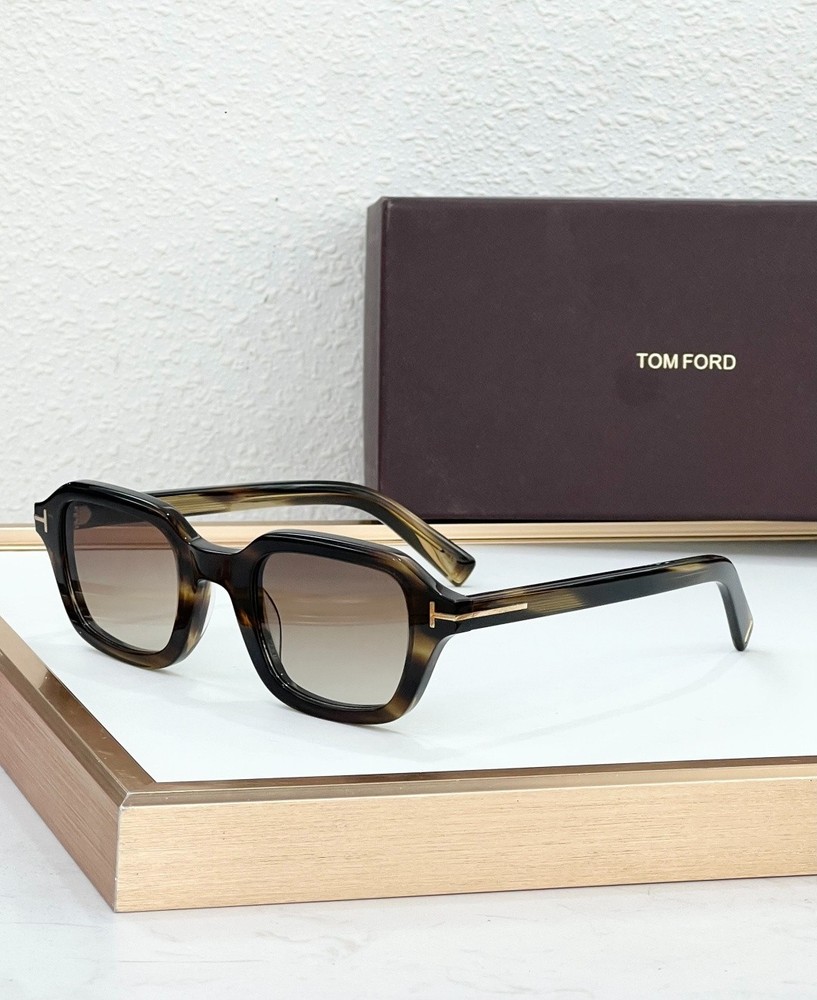 Tom Ford TI21 Sunglasses Olive Brown 46mm With New Case