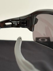 Oakley Sunglasses OJ9005-0159 FLAK XS