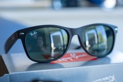 Ray-Ban New Wayfarer Black Rubber G-15 Green Sunglasses ORB2132 55mm New in Box