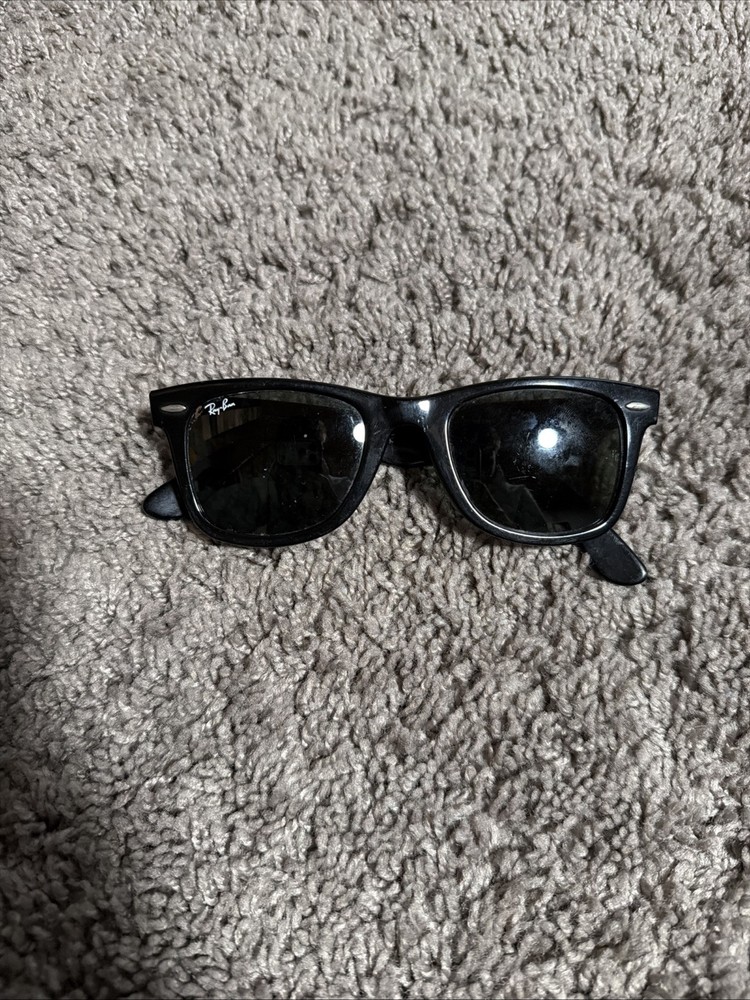 Ray Ban RB 2140 901 50D22 3N Black Folding Wayfarer Sunglasses 50mm Vintage
