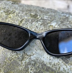 Vintage Oakley Minute Sunglasses Black Frame Black Lenses Y2K GorpcoreIN BOX