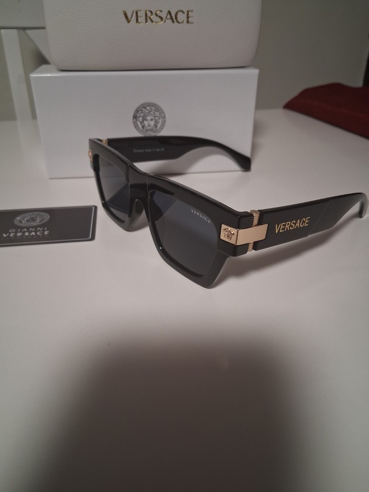 Versace Men’s Square Sunglasses Full Frame Black Plastic Frame Gray Tinted