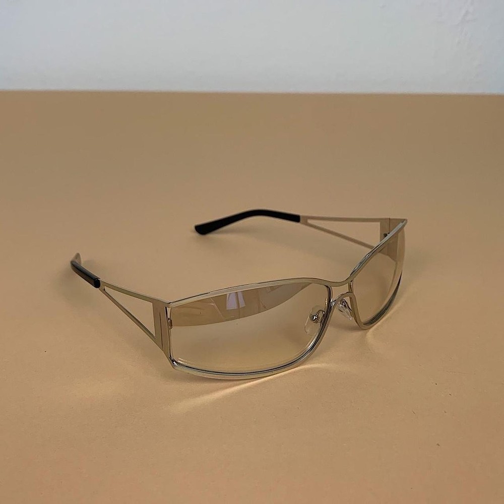 Vintage y2k 2000s classy clear chrome trim sunglasses. Chrome trim clear lenses
