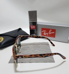 Ray-Ban RB3016 Clubmaster Sunglasses Tortoise Shell Frame Glass Green Lens 51 mm