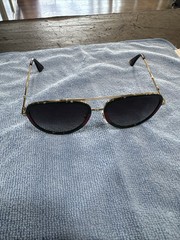 GUCCI GG0062S 003 Aviator Green/Red Unisex Sunglasses with Light Grey Lens 57mm
