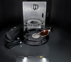 Oakley JULIET Plasma Finish Frame with Fire Polarized Lenses+Oakley Vault & Bag