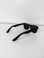 Ray-Ban Wayfarer RB2140 Sunglasses – Black & Green – Free Shipping! + Returns ✅