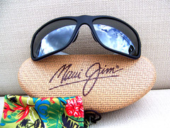 *EUC* MAUI JIM SOUTHERN CROSS Matte Black & Neutral Grey Sunglasses ~ 815-53B