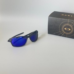 Oakley Carbon Shift OO9302 Matte Black Deep Blue Lens Sunglasses Carbon Fiber