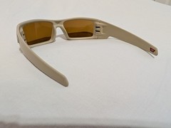 OAKLEY GASCAN OO 11-105 US Flag Desert Tan Gold Iridium Men’s Sunglasses
