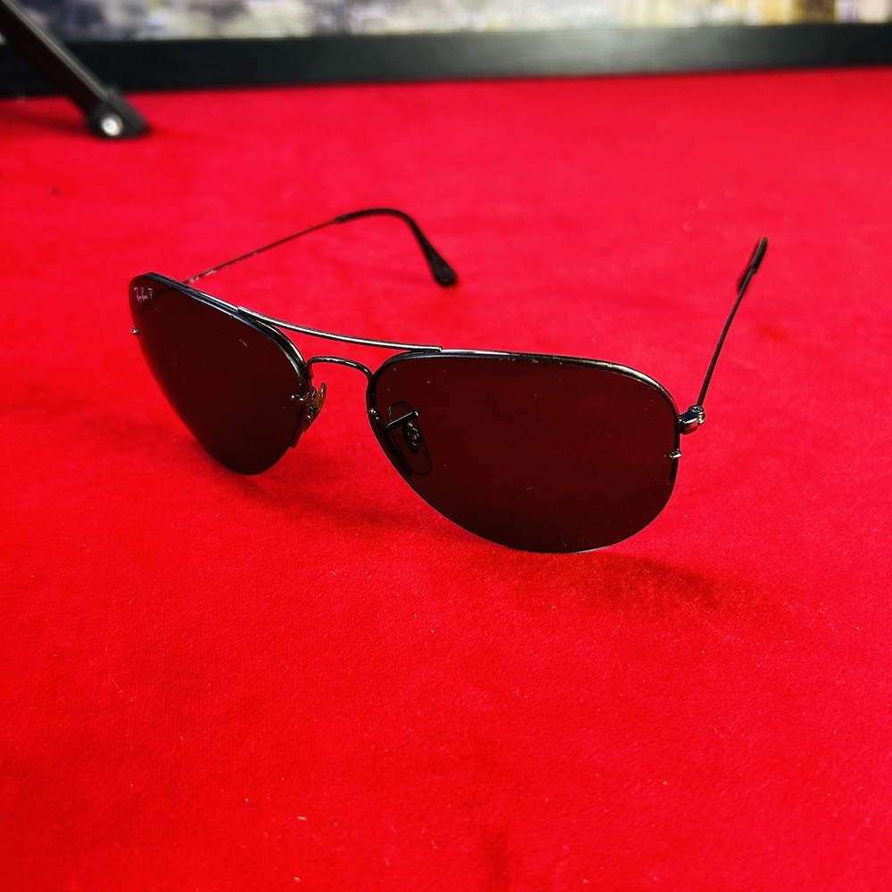 Ray-Ban Sunglasses RB3025 Aviator Large Metal 002/58 Black 62-14 Scratched Lens
