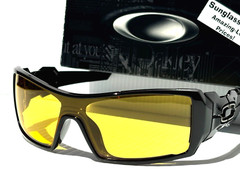 NEW Oakley OIL RIG Polished Black GALAXY Amber Yellow Lens Sunglass 9081