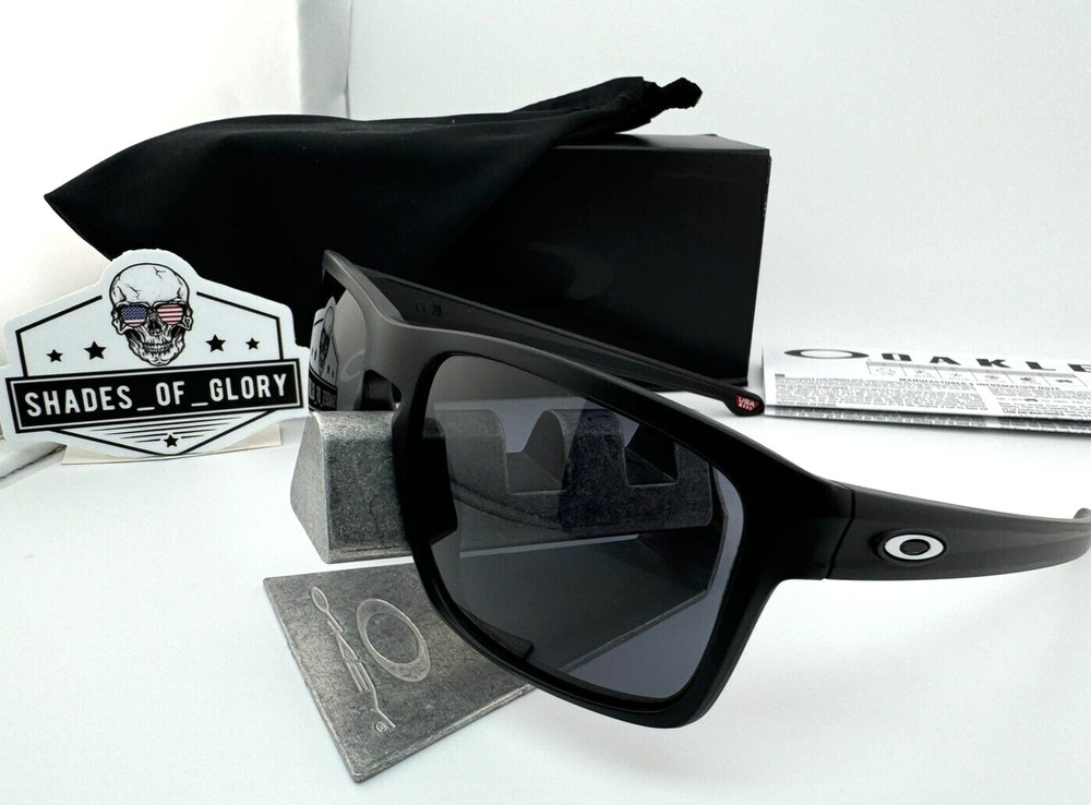 OAKLEY SLIVER MATTE BLACK WITH GREY SUNGLASSES OO9262-01 AUTHENTIC NEW