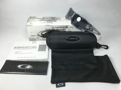 New Oakley Sunglasses Fuel Cell OO9096-02 Clear Grey/Grey