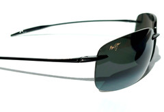 NEW Maui Jim BREAKWALL Gloss Black POLARIZED Neutral Grey Lens Sunglass 422-02