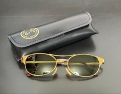 Ray-Ban Signet Vintage Sunglasses 70s 80s Bausch Lomb Classic Gold Logo Auth