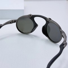 Oakley Madman OO6019 X-Metal Dark Carbon Sapphire Polarized New