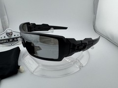 OAKLEY OIL RIG MATTE BLACK W/ SILVER AFTERMARKET POLARIZED SUNGLASSES 03-464 NEW