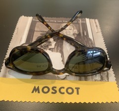 MOSCOT ORIGINALS NYC LEMTOSH  TORTOISE 44mm Round Sunglasses with G-15 Lenses. 