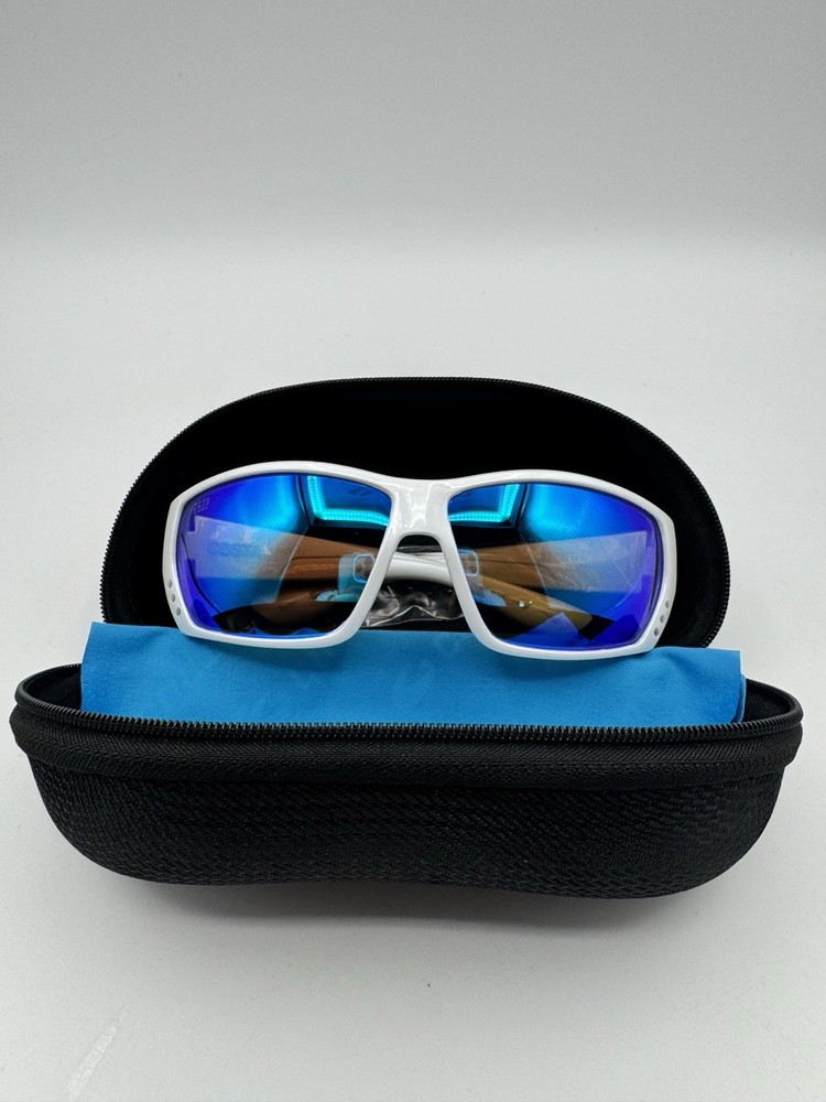 NEW Costa Del Mar TUNA ALLEY Polarized Sunglasses White /Blue Mirror 580p