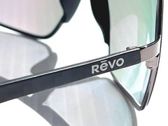 Revo ALPINE Shiny Gunmetal POLARIZED PHOTOCHROMIC Evergreen Sunglass 1182 00 GN
