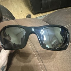 Oakley OO9238-05 Men’s Rectangle Sunglasses Black Frame Gray Mirrored Lens 133mm