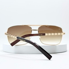 Louis Vuitton Z0259U Navigator Sunglasses Gold Frame Brown Gradient Lens 59mm